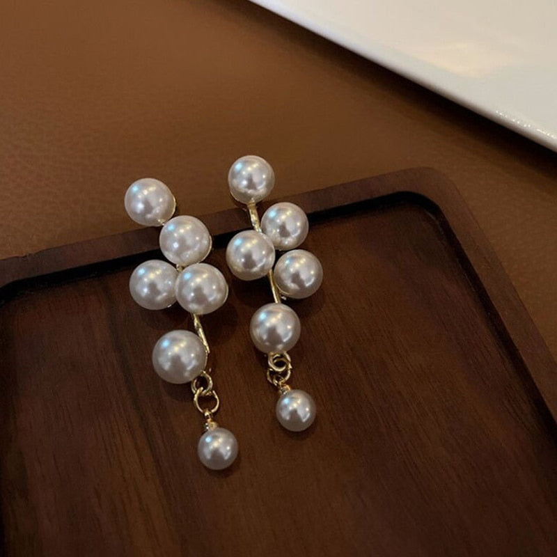 New Exquisite Honey Bee Pearl Earrings Fashion For Women