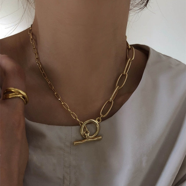 Chain Toggle Clasp Gold Necklace for Women